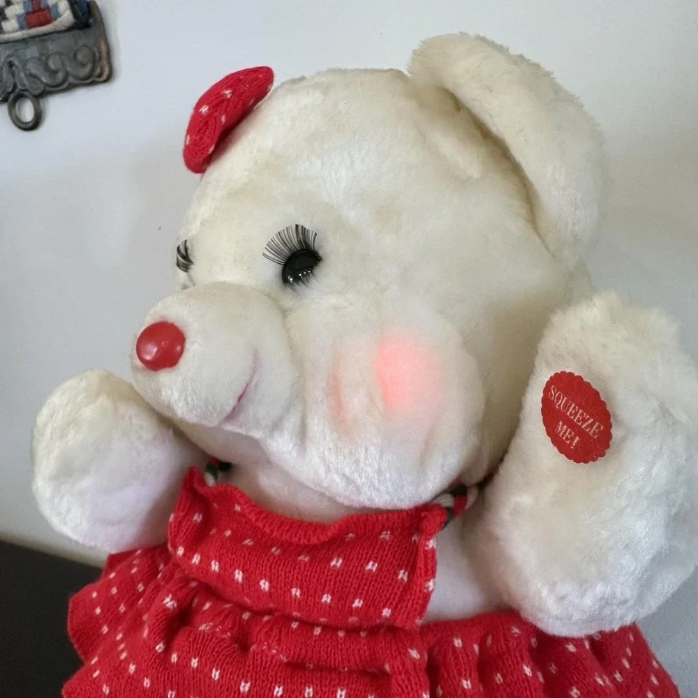 VTG 80's TL Toys White Christmas Girl Blushing Musical Teddy Bear Singing RARE